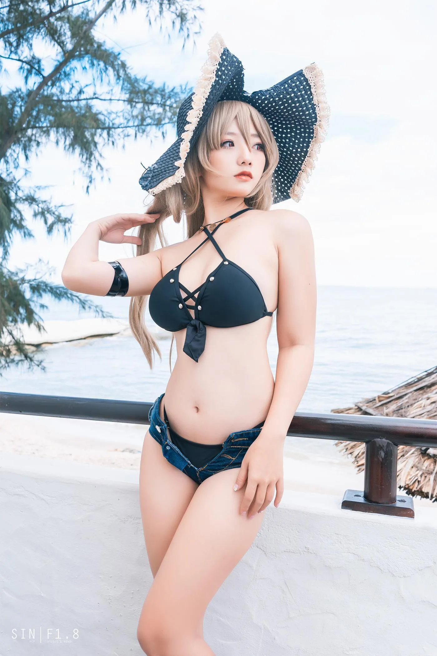 Messie Huang – NO.03 Jean Bart swimsuit [20P]插图1